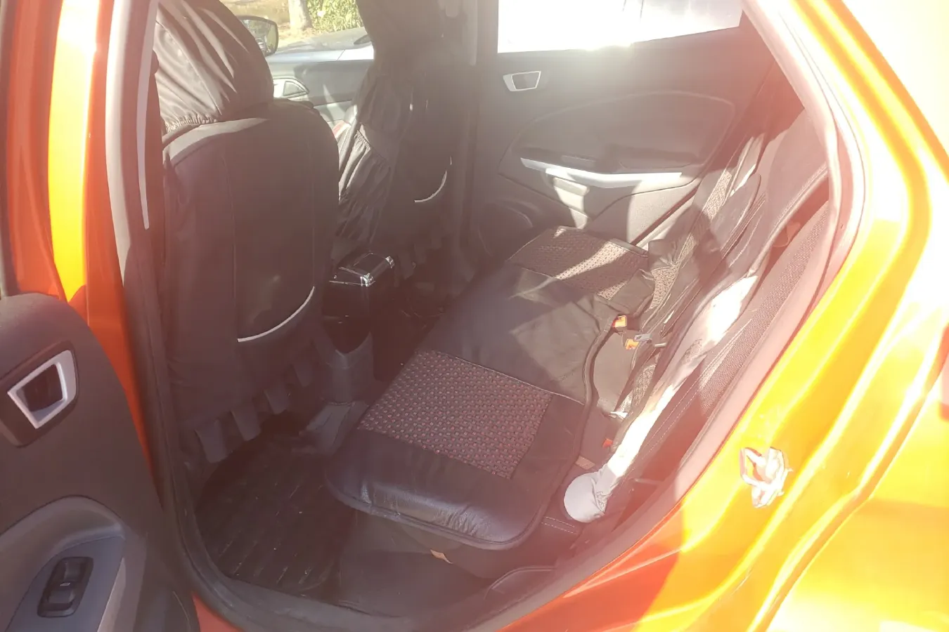 2013 Ford EcoSport 1.5L 110HP L4 6DCT,autocango,china used car exporter,china ev exporter,chinese used car exporter,chinese used ev exporter