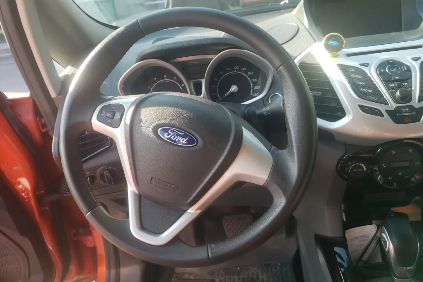 2013 Ford EcoSport 1.5L 110HP L4 6DCT,autocango,china used car exporter,china ev exporter,chinese used car exporter,chinese used ev exporter