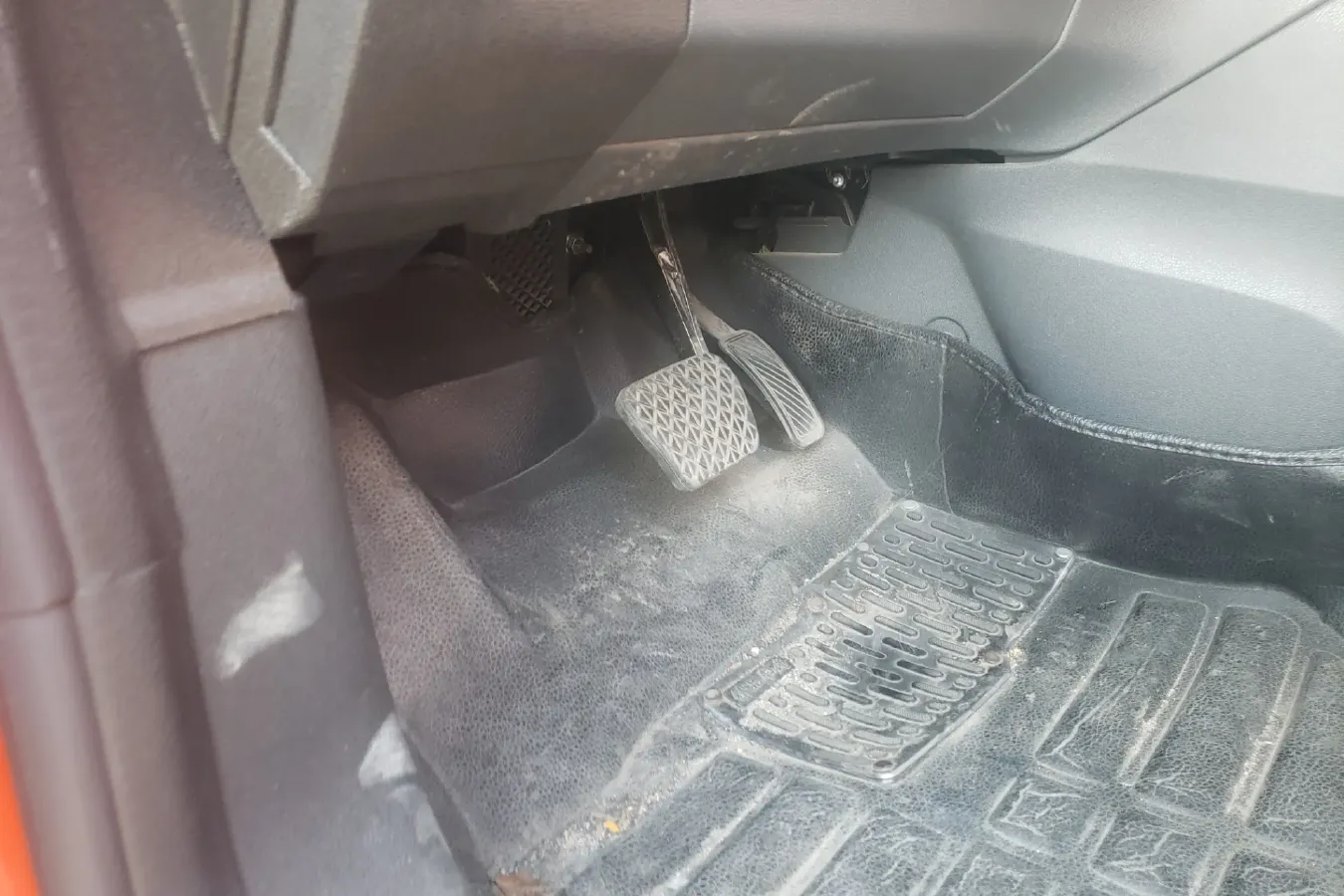 2013 Ford EcoSport 1.5L 110HP L4 6DCT,autocango,china used car exporter,china ev exporter,chinese used car exporter,chinese used ev exporter