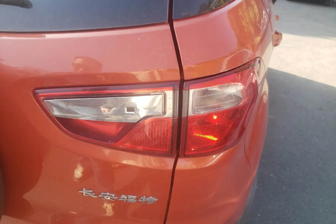 2013 Ford EcoSport 1.5L 110HP L4 6DCT,autocango,china used car exporter,china ev exporter,chinese used car exporter,chinese used ev exporter