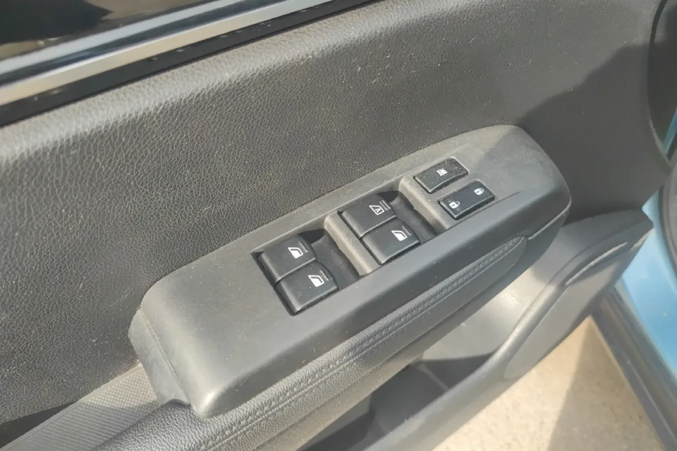 2017 DongFeng Aeolus AX5 1.4T 140HP L4 6DCT,autocango,china used car exporter,china ev exporter,chinese used car exporter,chinese used ev exporter