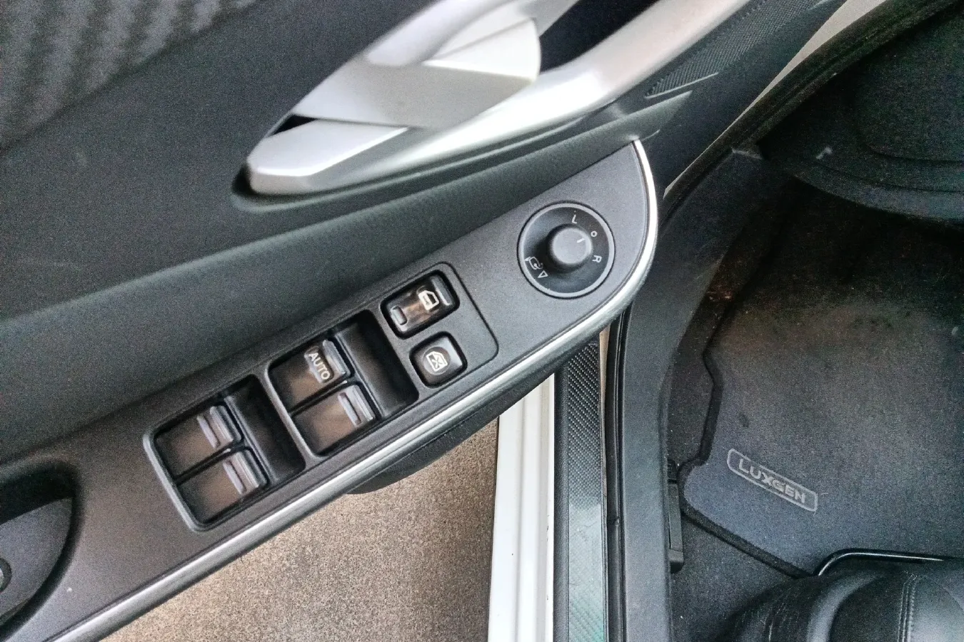 2014 Luxgen 5 1.8T 158HP L4 5AT,autocango,china used car exporter,china ev exporter,chinese used car exporter,chinese used ev exporter