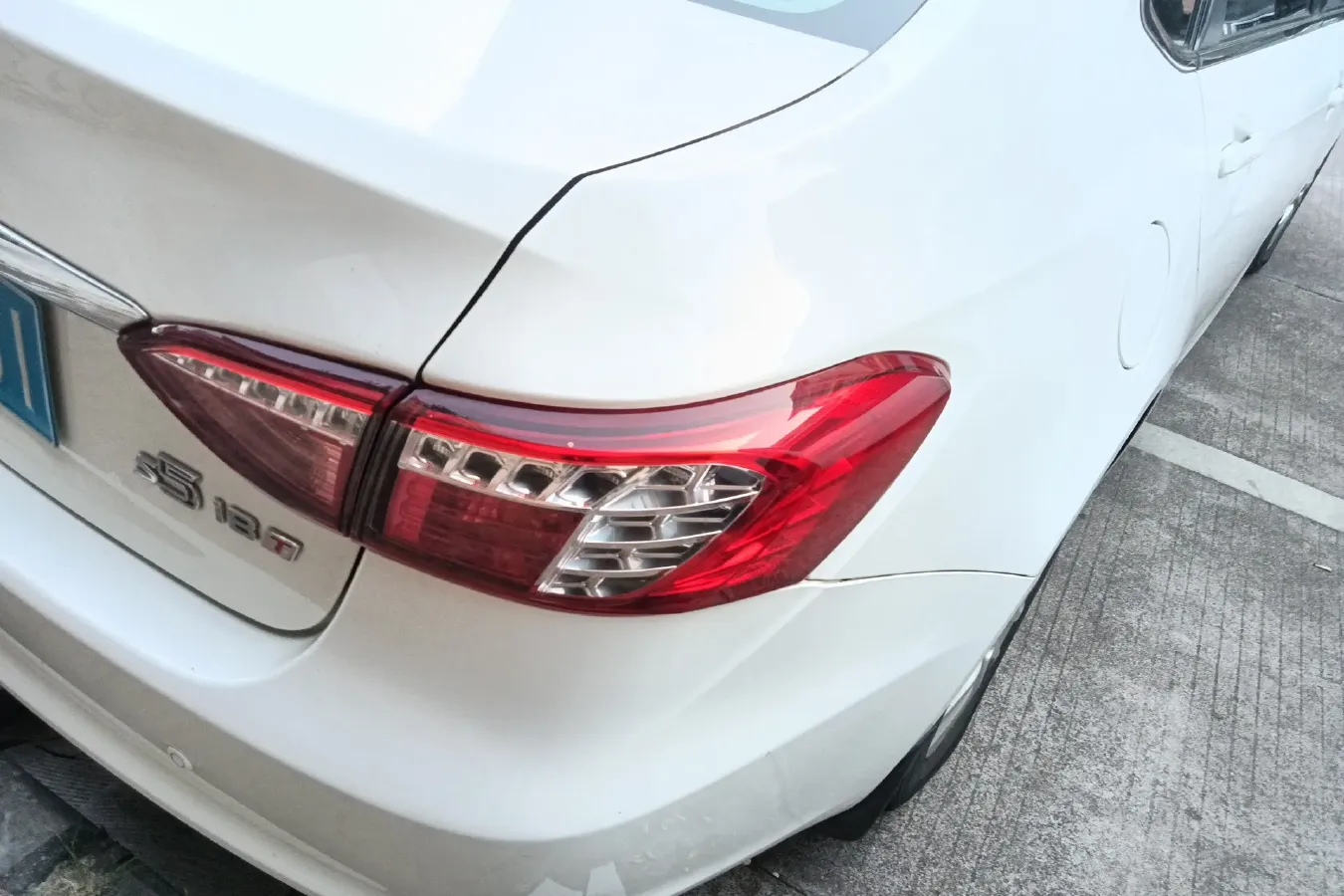 2014 Luxgen 5 1.8T 158HP L4 5AT,autocango,china used car exporter,china ev exporter,chinese used car exporter,chinese used ev exporter