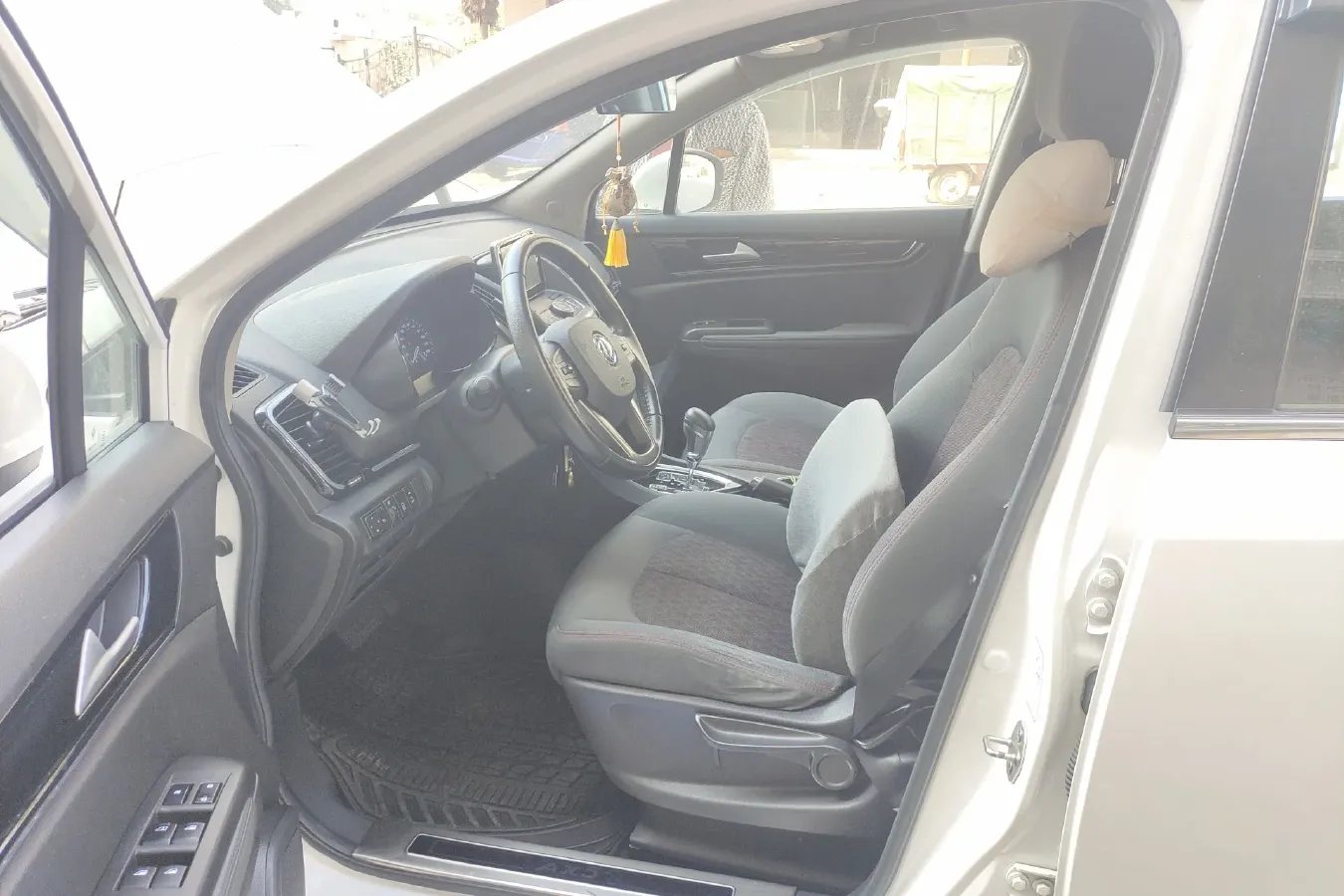 2017 DongFeng Aeolus AX5 1.4T 140HP L4 6DCT,autocango,china used car exporter,china ev exporter,chinese used car exporter,chinese used ev exporter