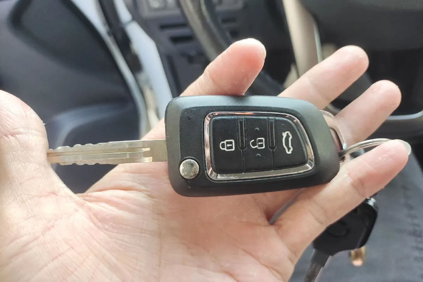 2017 DongFeng Aeolus AX5 1.4T 140HP L4 6DCT,autocango,china used car exporter,china ev exporter,chinese used car exporter,chinese used ev exporter