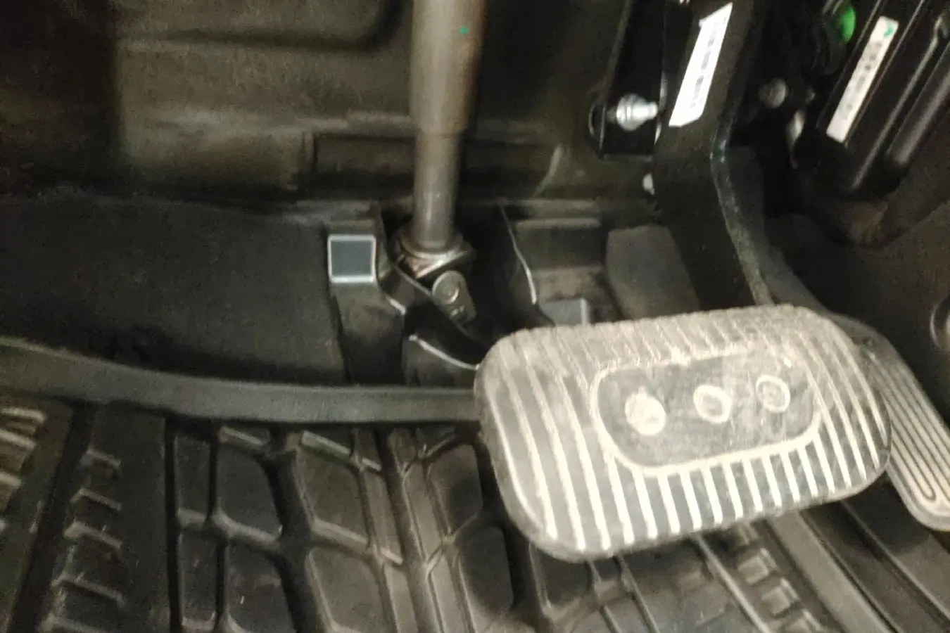 2017 DongFeng Aeolus AX5 1.4T 140HP L4 6DCT,autocango,china used car exporter,china ev exporter,chinese used car exporter,chinese used ev exporter