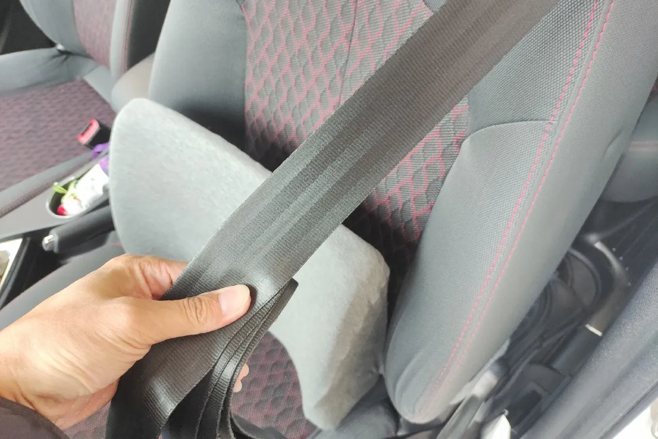 2017 DongFeng Aeolus AX5 1.4T 140HP L4 6DCT,autocango,china used car exporter,china ev exporter,chinese used car exporter,chinese used ev exporter