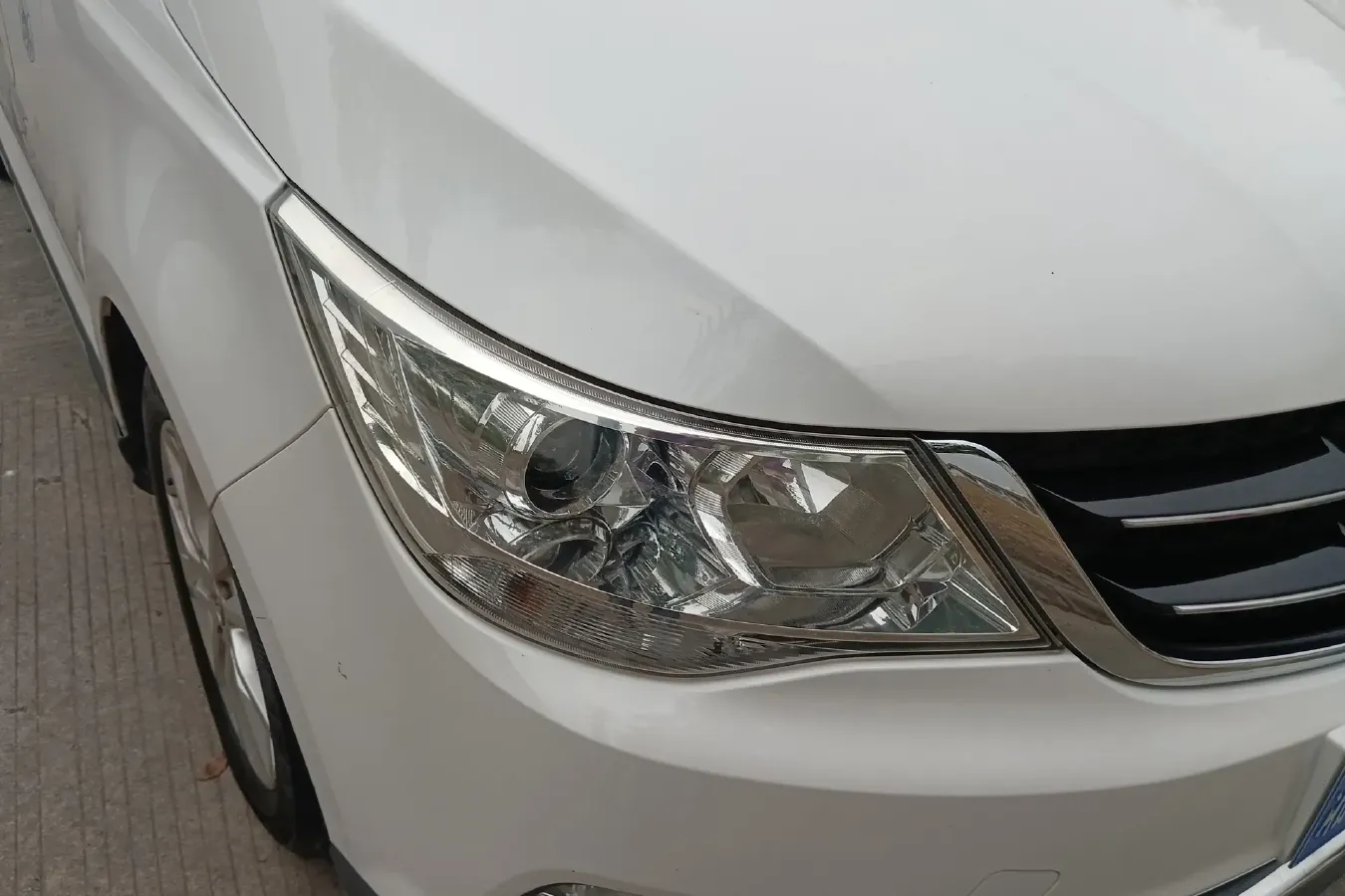 2016 BaoJun 730 1.5L 112HP L4 5MT,autocango,china used car exporter,china ev exporter,chinese used car exporter,chinese used ev exporter