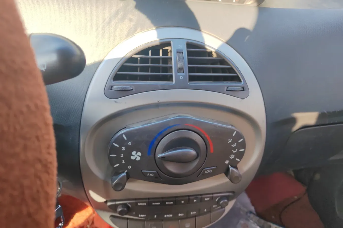 2011 Riich M1 1.0L 69HP L3 5MT,autocango,china used car exporter,china ev exporter,chinese used car exporter,chinese used ev exporter