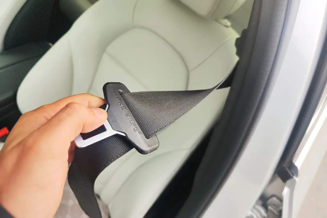 2015 Mercedes-Benz C Class 1.6T 156HP L4 7AT,autocango,china used car exporter,china ev exporter,chinese used car exporter,chinese used ev exporter