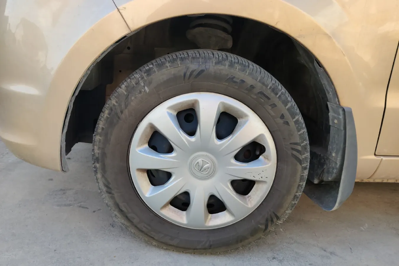 2014 BAIC WeiWang M20 1.5L 116HP L4 5MT,autocango,china used car exporter,china ev exporter,chinese used car exporter,chinese used ev exporter