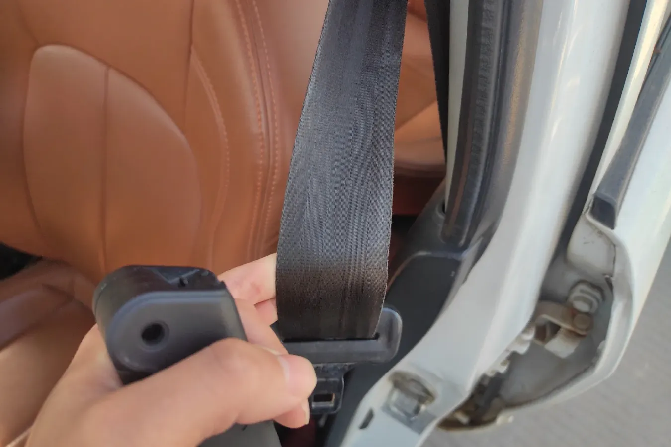 2015 Soueast V3 1.5L 120HP L4 6AMT,autocango,china used car exporter,china ev exporter,chinese used car exporter,chinese used ev exporter