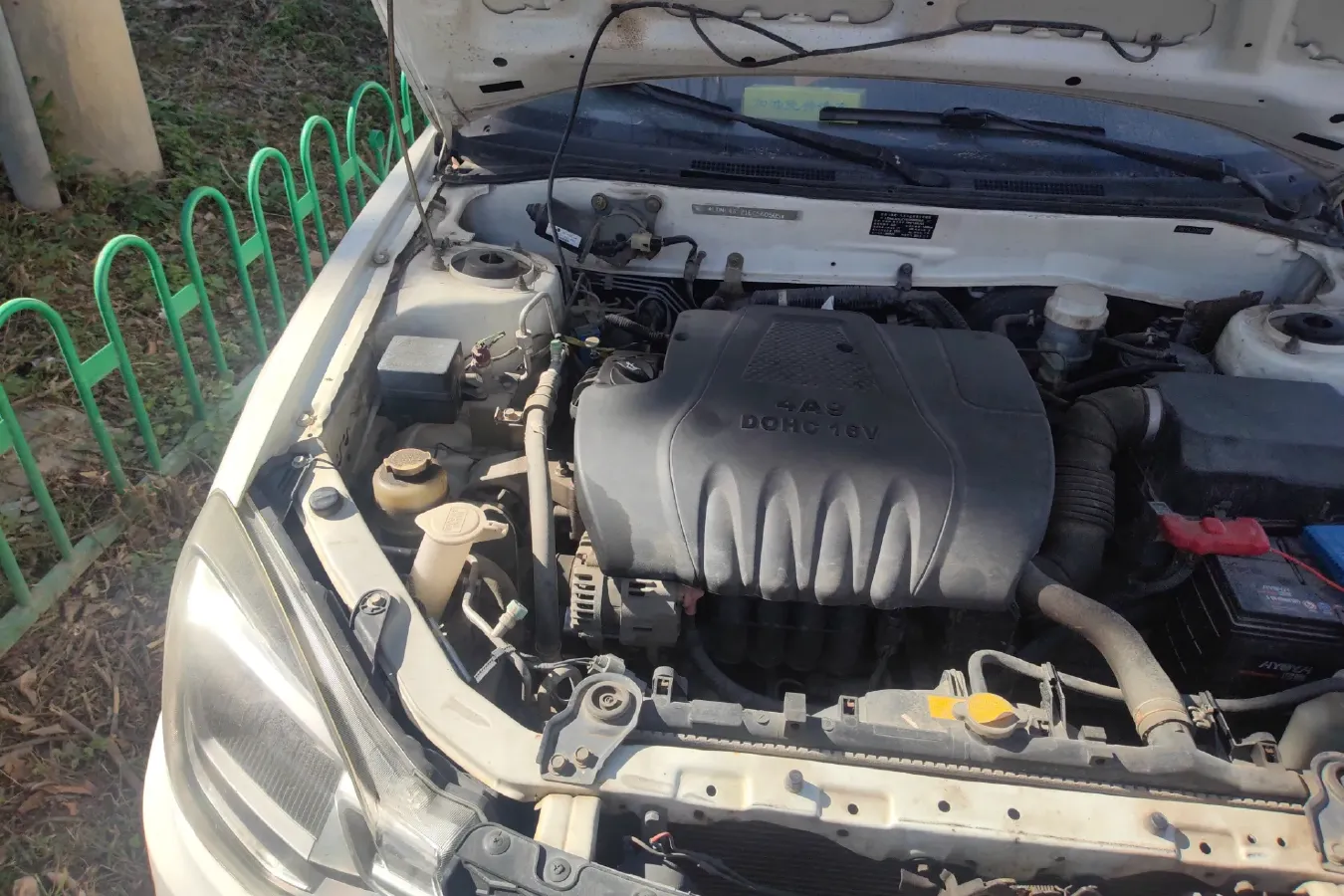 2015 Soueast V3 1.5L 120HP L4 6AMT,autocango,china used car exporter,china ev exporter,chinese used car exporter,chinese used ev exporter