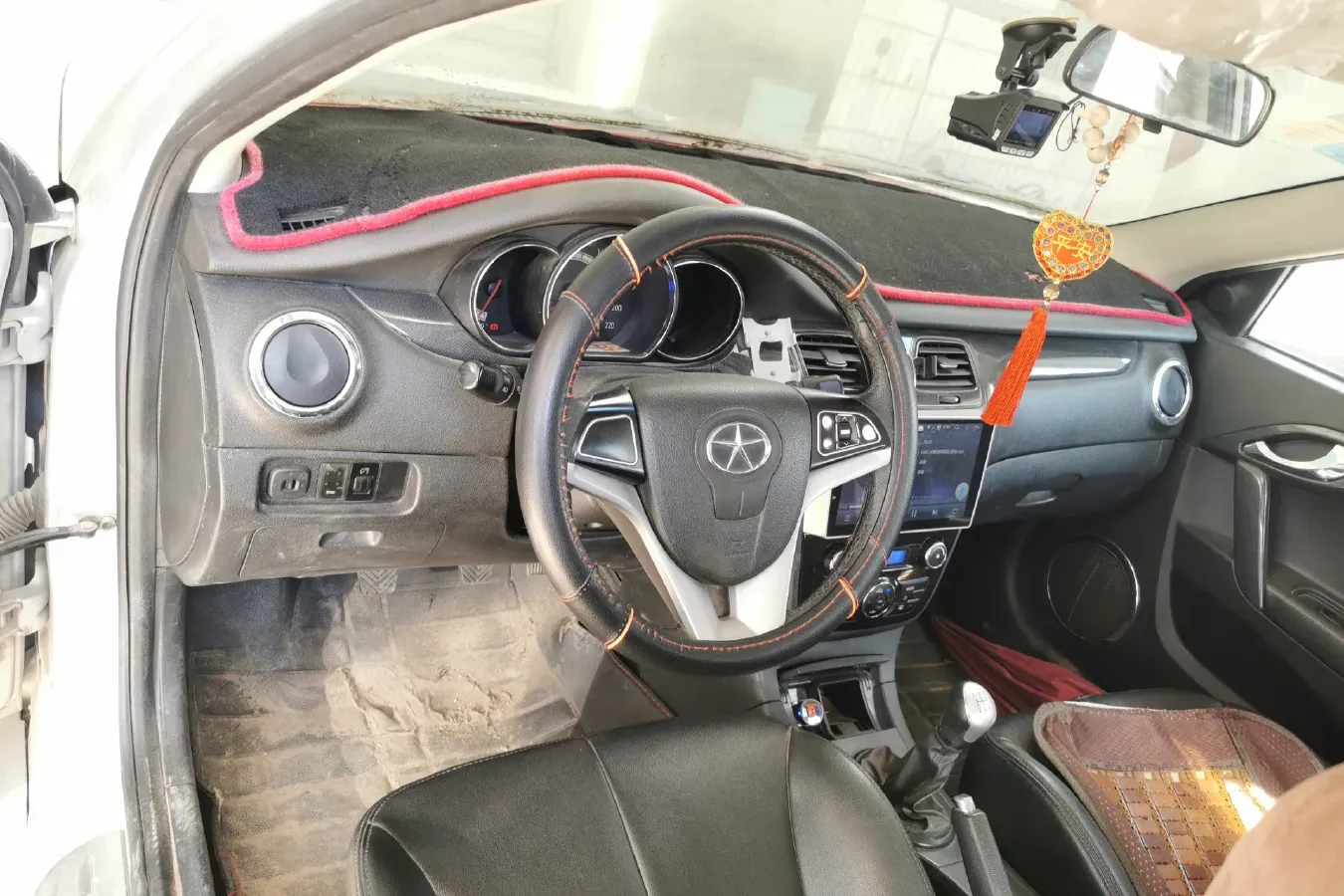 2012 JAC HeYue 1.5L 113HP L4 5MT,autocango,china used car exporter,china ev exporter,chinese used car exporter,chinese used ev exporter