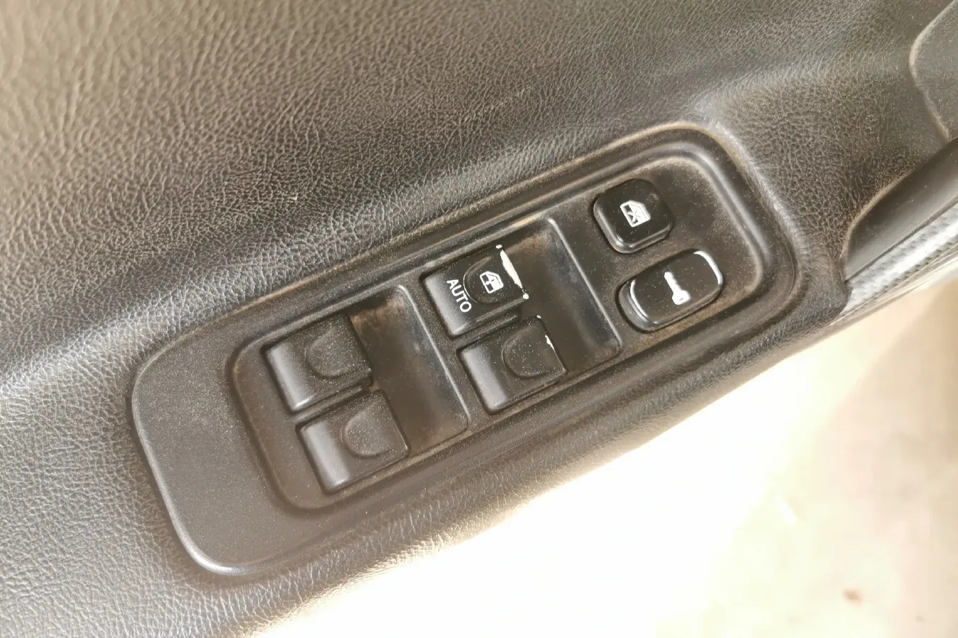 2012 JAC HeYue 1.5L 113HP L4 5MT,autocango,china used car exporter,china ev exporter,chinese used car exporter,chinese used ev exporter