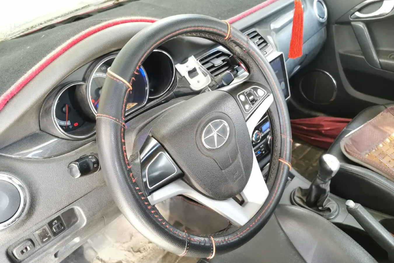 2012 JAC HeYue 1.5L 113HP L4 5MT,autocango,china used car exporter,china ev exporter,chinese used car exporter,chinese used ev exporter