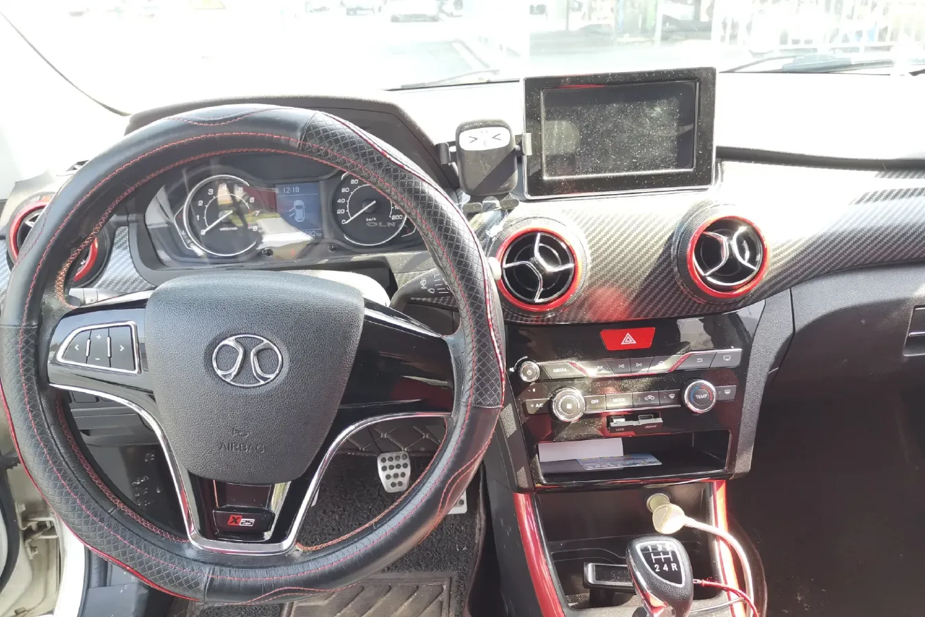 2015 BeiJing Auto Senova X25 1.5L 116HP L4 5MT,autocango,china used car exporter,china ev exporter,chinese used car exporter,chinese used ev exporter