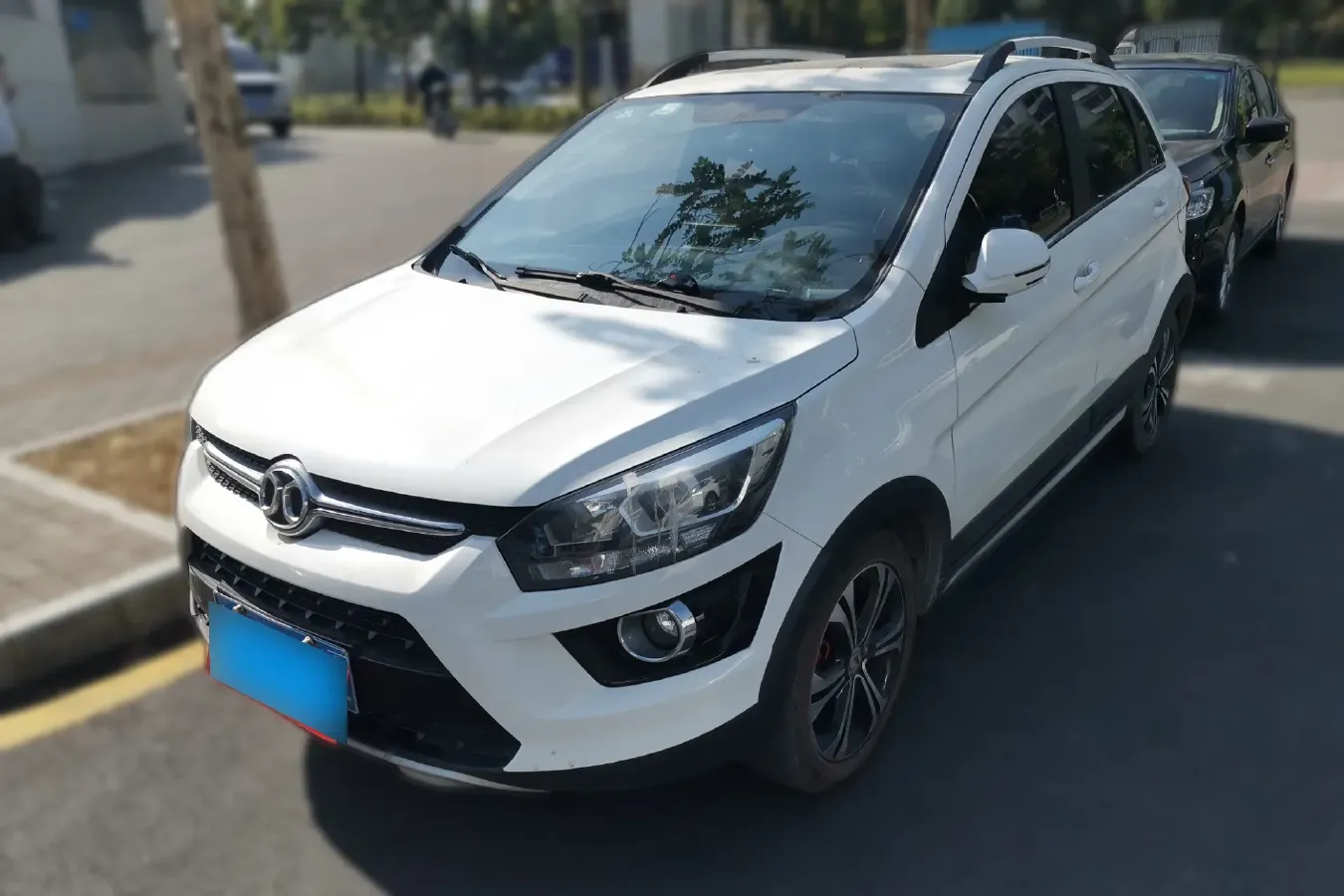2015 BeiJing Auto Senova X25 1.5L 116HP L4 5MT,autocango,china used car exporter,china ev exporter,chinese used car exporter,chinese used ev exporter