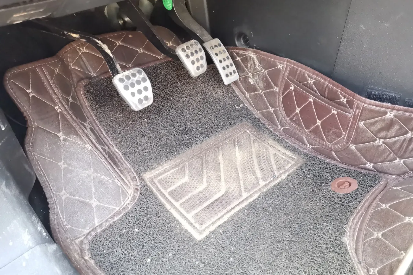 2015 BeiJing Auto Senova X25 1.5L 116HP L4 5MT,autocango,china used car exporter,china ev exporter,chinese used car exporter,chinese used ev exporter