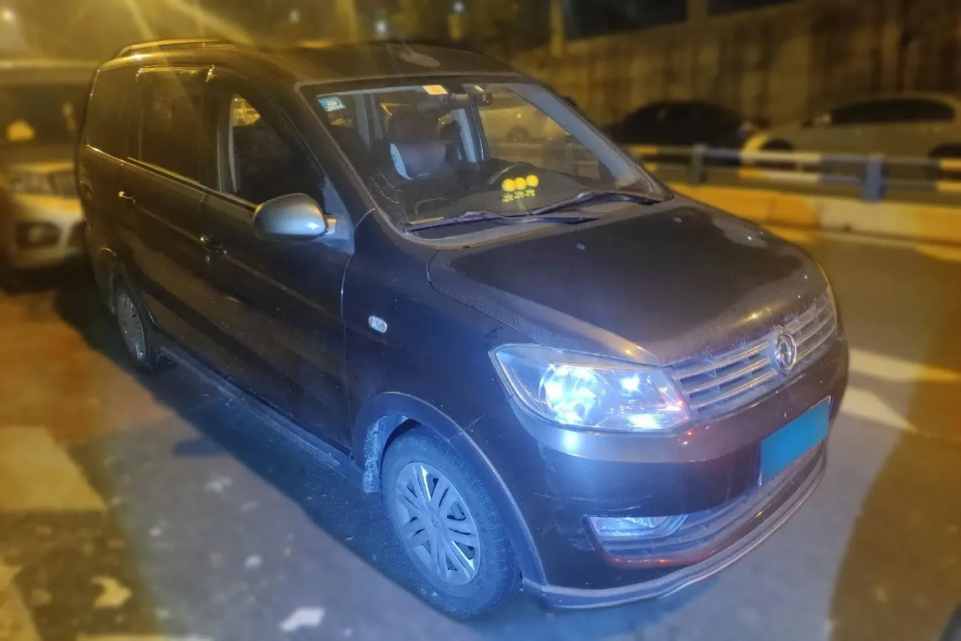 2014 DongFeng Fengon Fengon 330 1.5L 109HP L4 5MT,autocango,china used car exporter,china ev exporter,chinese used car exporter,chinese used ev exporter