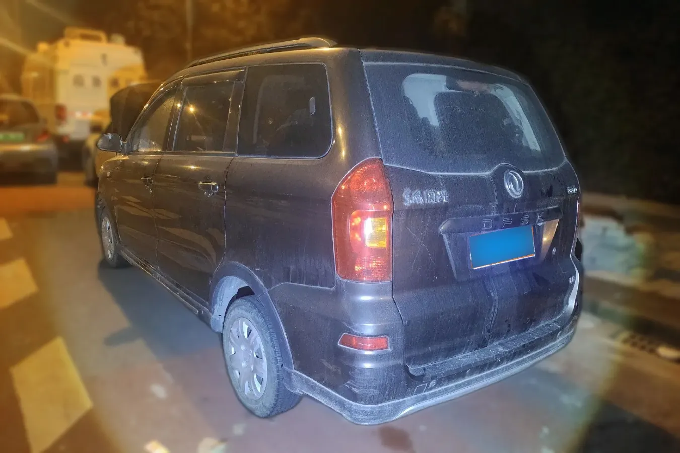 2014 DongFeng Fengon Fengon 330 1.5L 109HP L4 5MT,autocango,china used car exporter,china ev exporter,chinese used car exporter,chinese used ev exporter