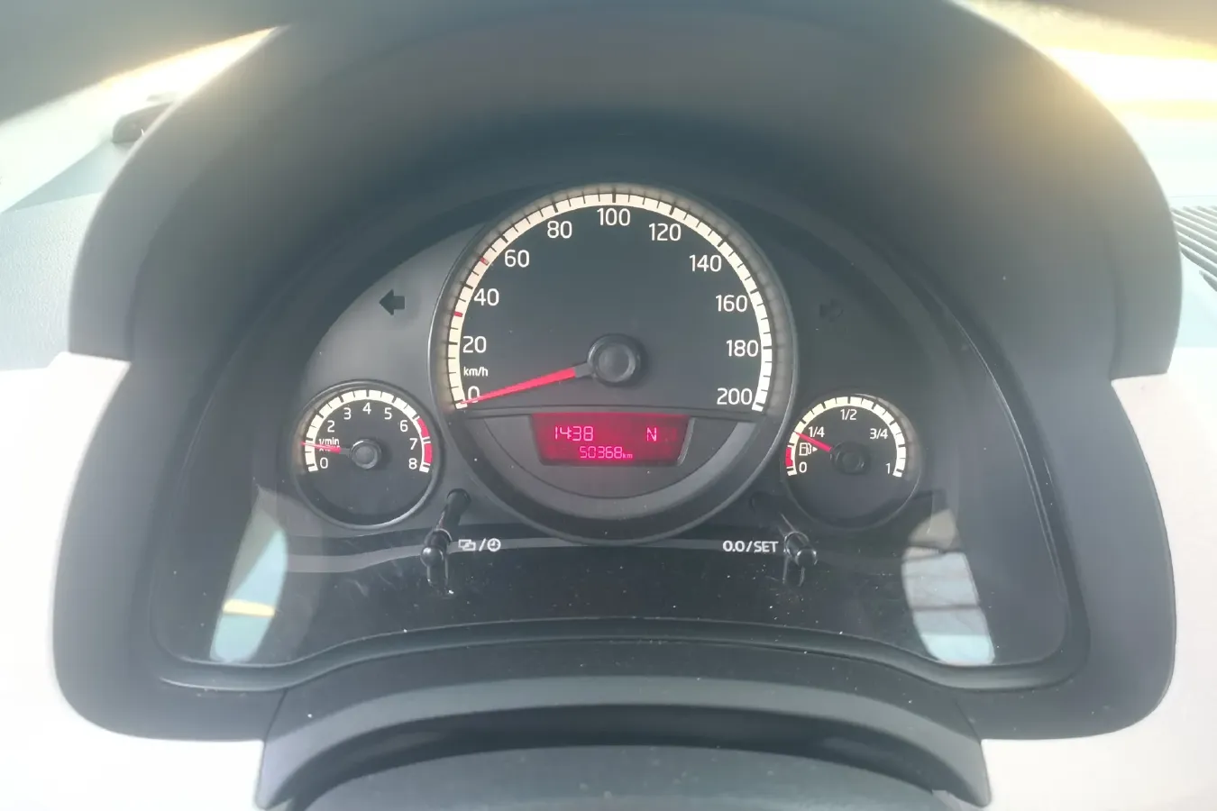 2015 Volkswagen up! 1.0L 75HP L3 5AMT,autocango,china used car exporter,china ev exporter,chinese used car exporter,chinese used ev exporter