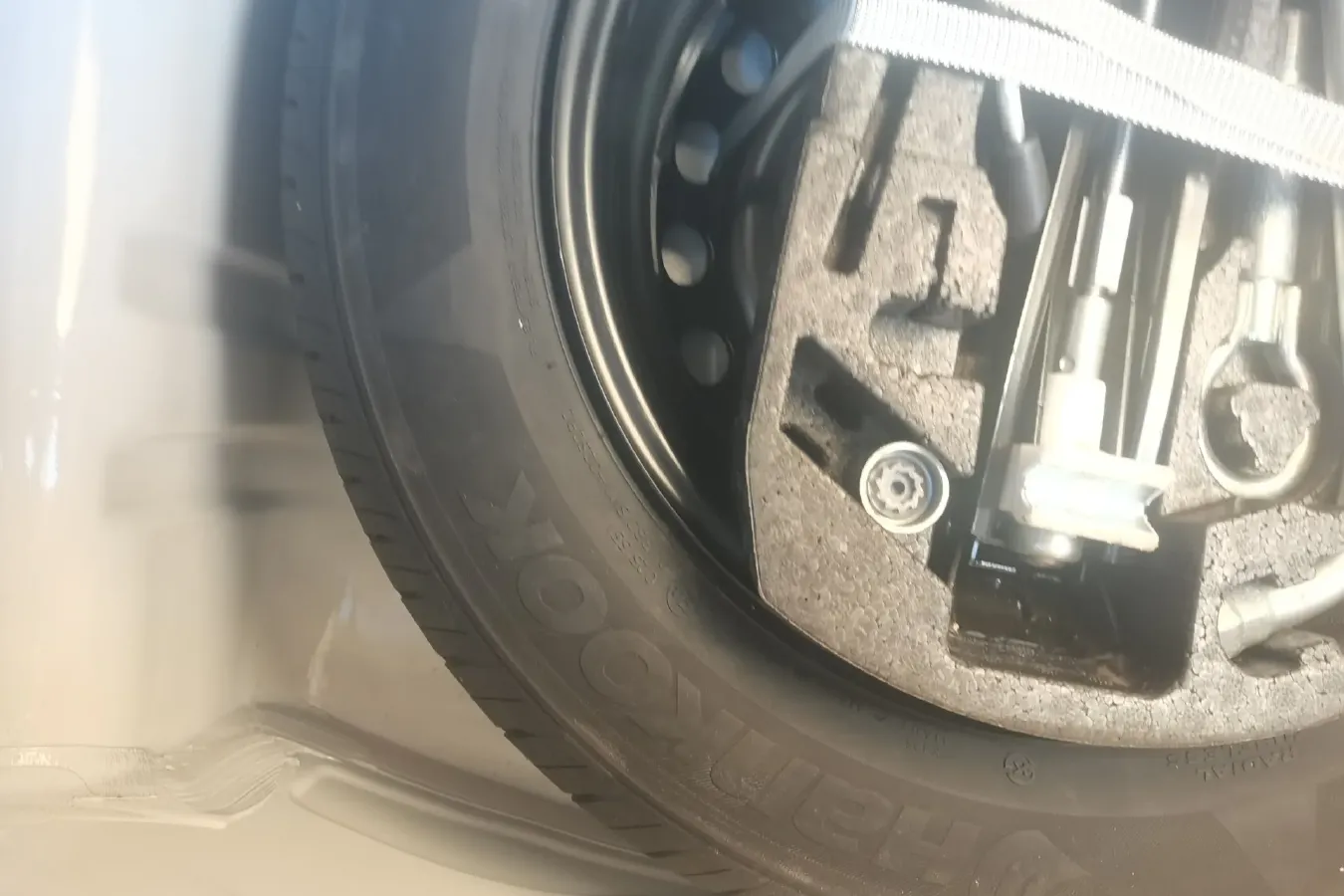 2015 Volkswagen up! 1.0L 75HP L3 5AMT,autocango,china used car exporter,china ev exporter,chinese used car exporter,chinese used ev exporter