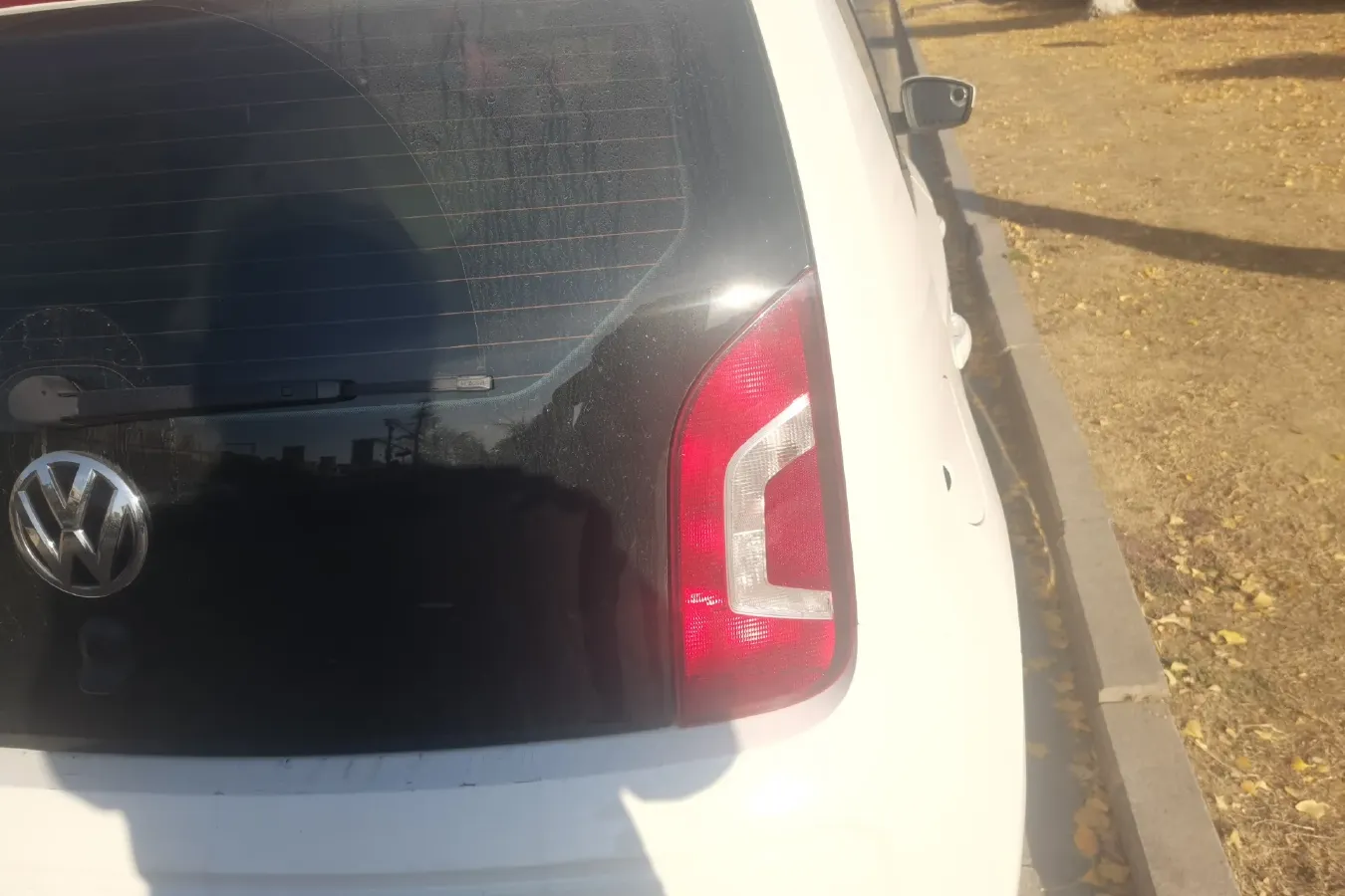 2015 Volkswagen up! 1.0L 75HP L3 5AMT,autocango,china used car exporter,china ev exporter,chinese used car exporter,chinese used ev exporter