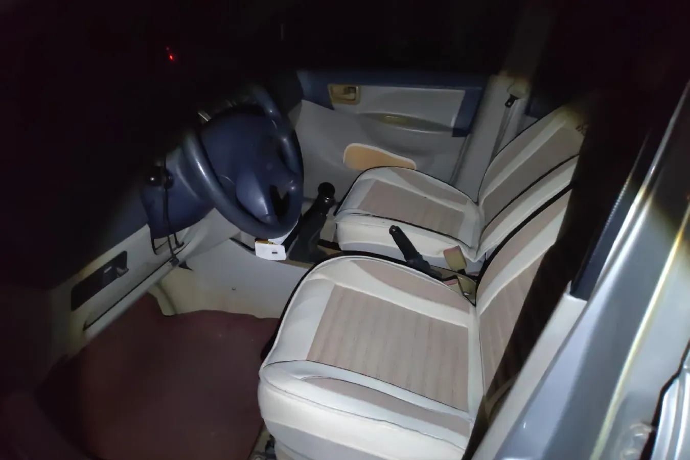 2008 FAW Vita 1.5L 102HP L4 5MT,autocango,china used car exporter,china ev exporter,chinese used car exporter,chinese used ev exporter