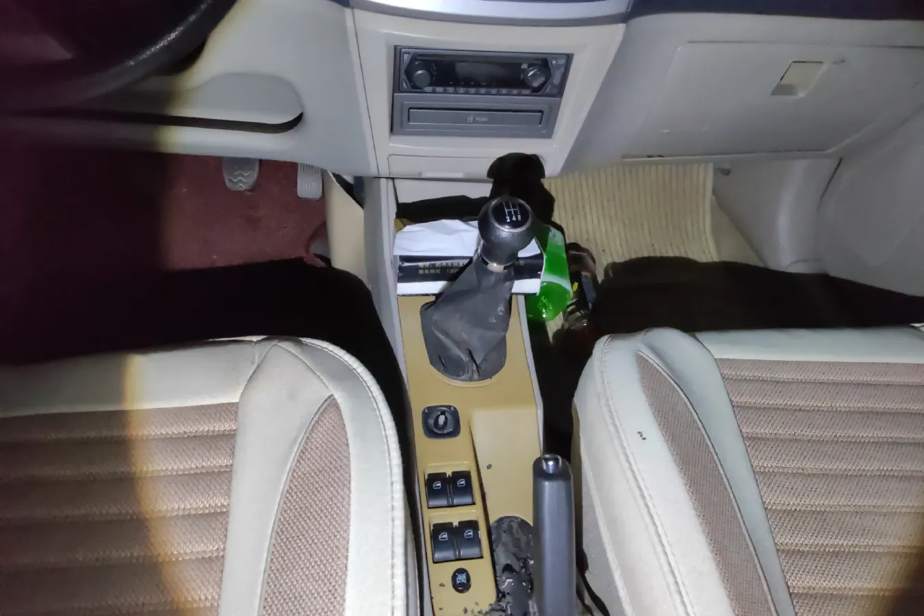 2008 FAW Vita 1.5L 102HP L4 5MT,autocango,china used car exporter,china ev exporter,chinese used car exporter,chinese used ev exporter