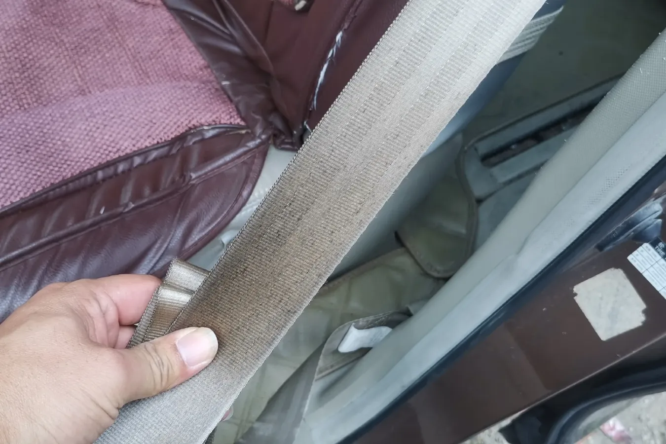 2013 BYD M6 2.0L 140HP L4 5MT,autocango,china used car exporter,china ev exporter,chinese used car exporter,chinese used ev exporter