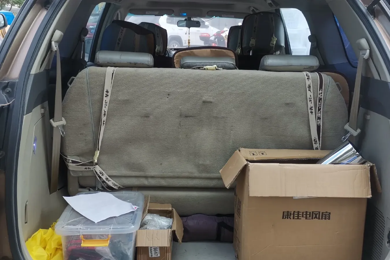 2013 BYD M6 2.0L 140HP L4 5MT,autocango,china used car exporter,china ev exporter,chinese used car exporter,chinese used ev exporter