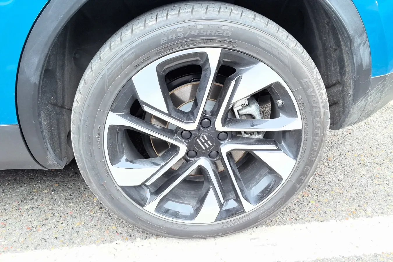 2021 Enovate ME5 Range Extended 98HP REEV 30.6KWH,autocango,china used car exporter,china ev exporter,chinese used car exporter,chinese used ev exporter