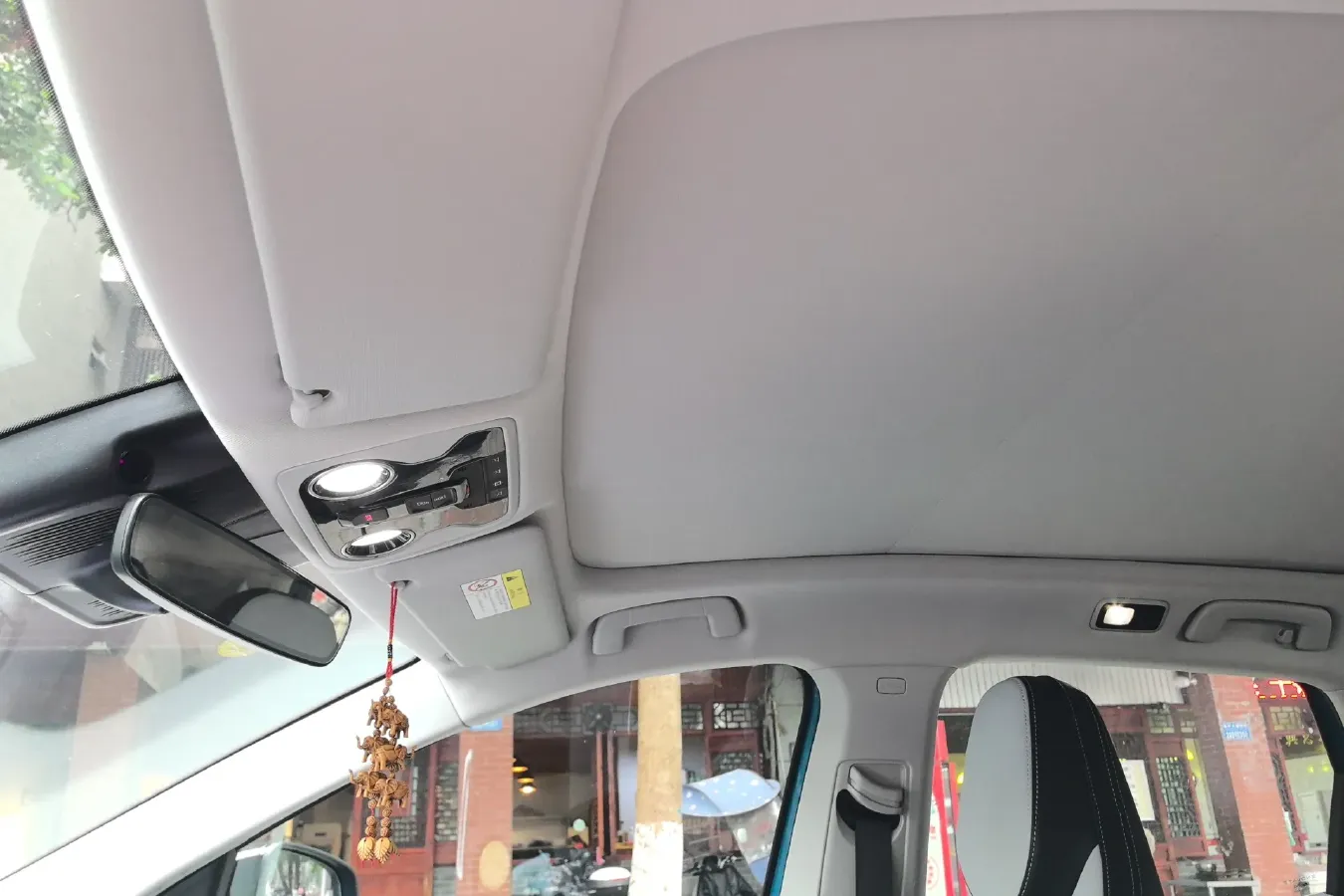 2021 Enovate ME5 Range Extended 98HP REEV 30.6KWH,autocango,china used car exporter,china ev exporter,chinese used car exporter,chinese used ev exporter