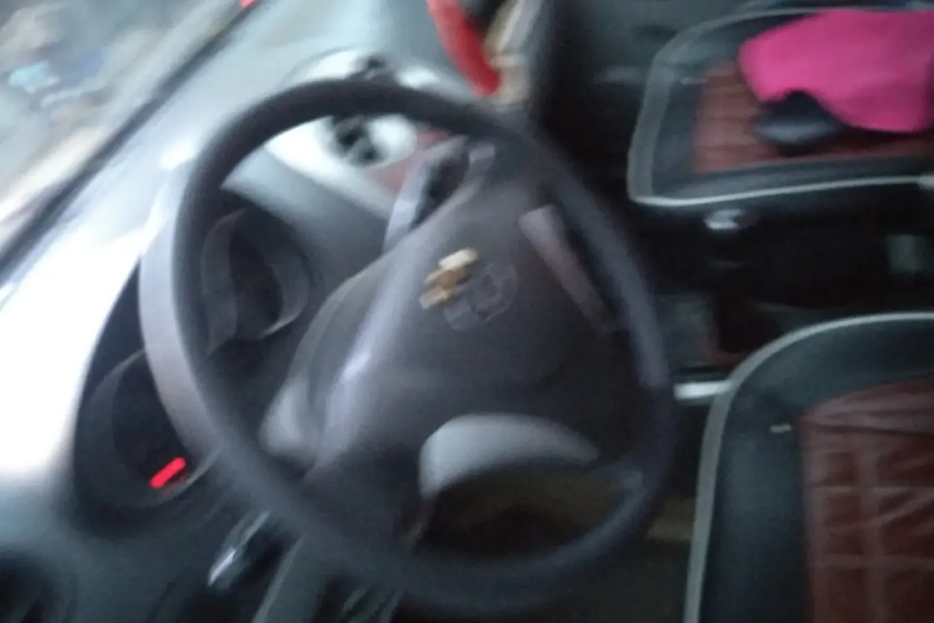 2010 FAW Vita V2 1.3L 91HP L4 5MT,autocango,china used car exporter,china ev exporter,chinese used car exporter,chinese used ev exporter