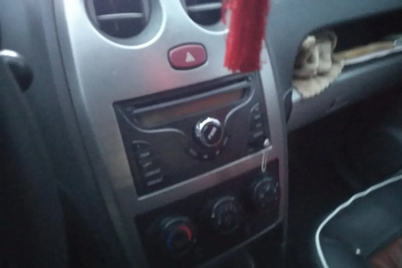 2010 FAW Vita V2 1.3L 91HP L4 5MT,autocango,china used car exporter,china ev exporter,chinese used car exporter,chinese used ev exporter