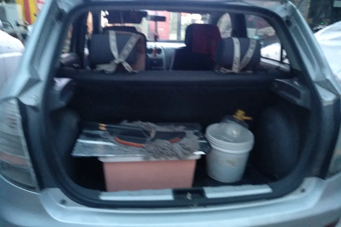 2010 FAW Vita V2 1.3L 91HP L4 5MT,autocango,china used car exporter,china ev exporter,chinese used car exporter,chinese used ev exporter