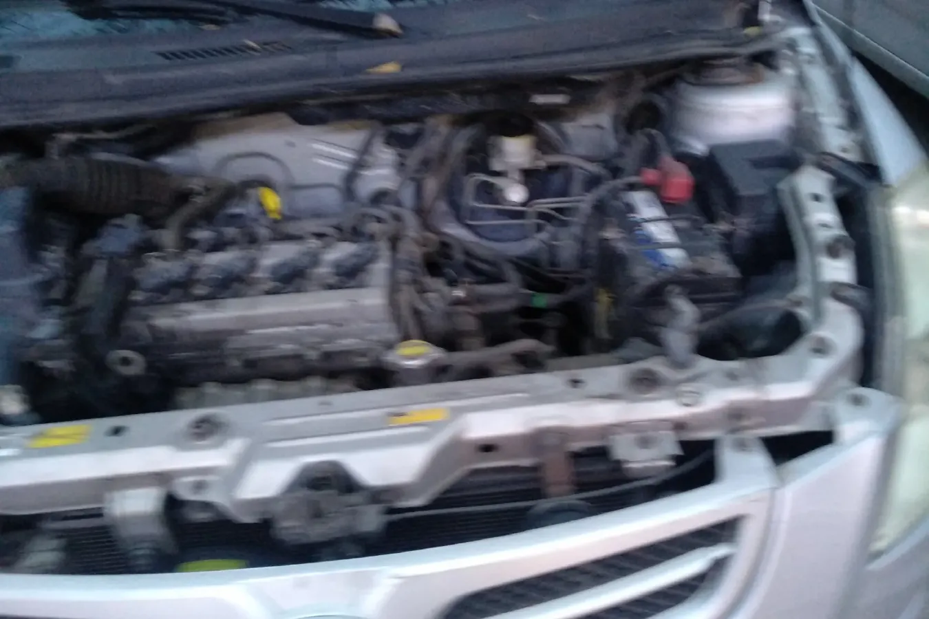 2010 FAW Vita V2 1.3L 91HP L4 5MT,autocango,china used car exporter,china ev exporter,chinese used car exporter,chinese used ev exporter