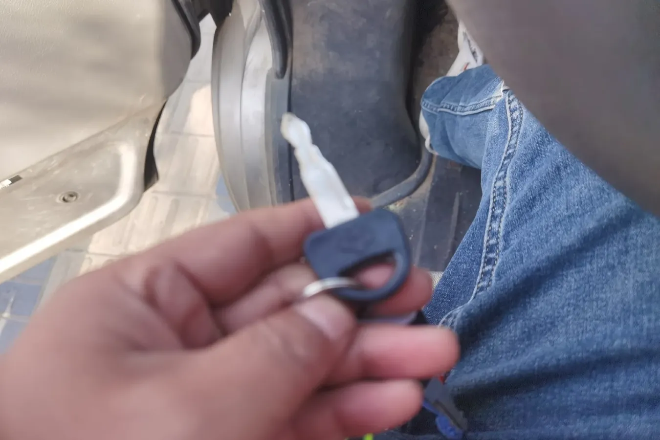 2021 ChangAn KuaYue ChangAn V3 1.2L 92HP L4 5MT,autocango,china used car exporter,china ev exporter,chinese used car exporter,chinese used ev exporter