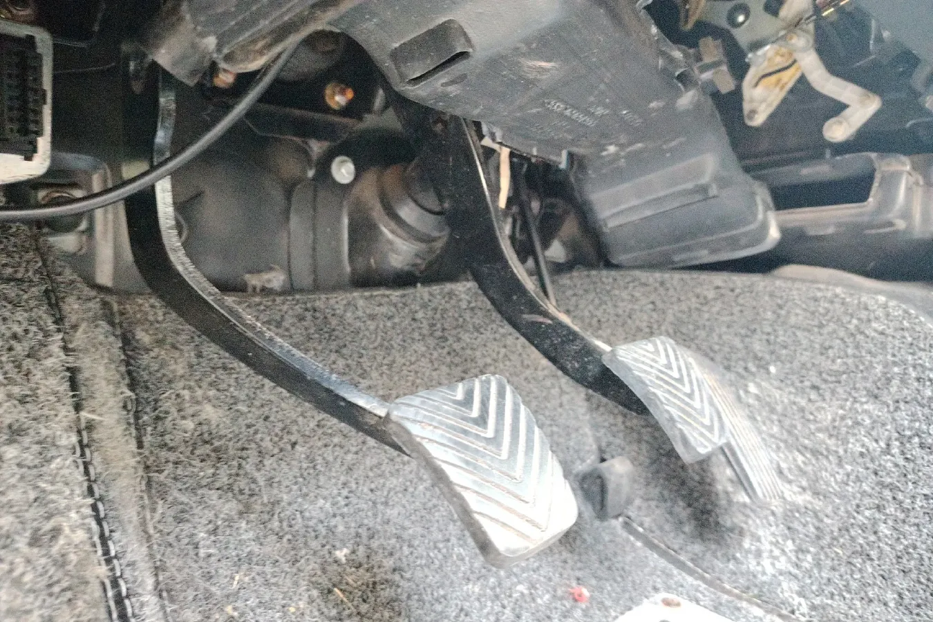 2013 Leopaard Black King Kong 2.2L 129HP L4 5MT,autocango,china used car exporter,china ev exporter,chinese used car exporter,chinese used ev exporter