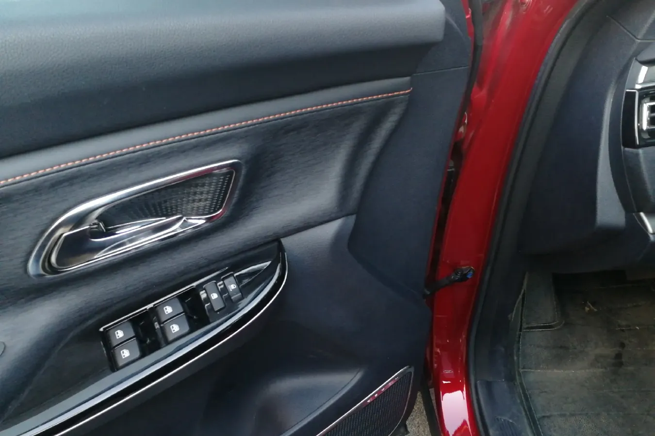 2020 ChangAn Oshan X7 1.5T 178HP L4 7DCT,autocango,china used car exporter,china ev exporter,chinese used car exporter,chinese used ev exporter