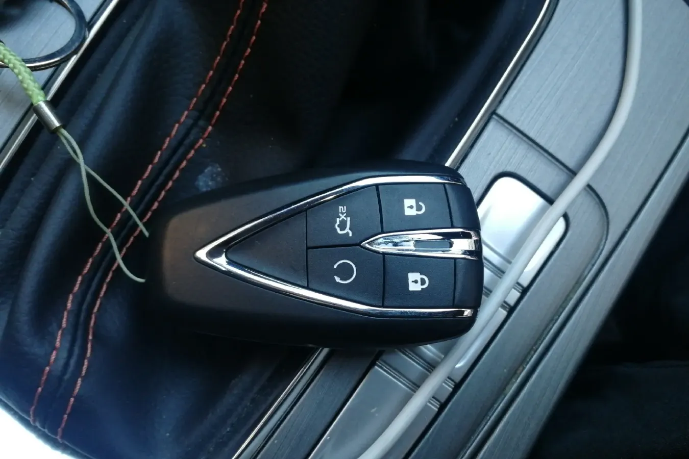 2020 ChangAn Oshan X7 1.5T 178HP L4 7DCT,autocango,china used car exporter,china ev exporter,chinese used car exporter,chinese used ev exporter