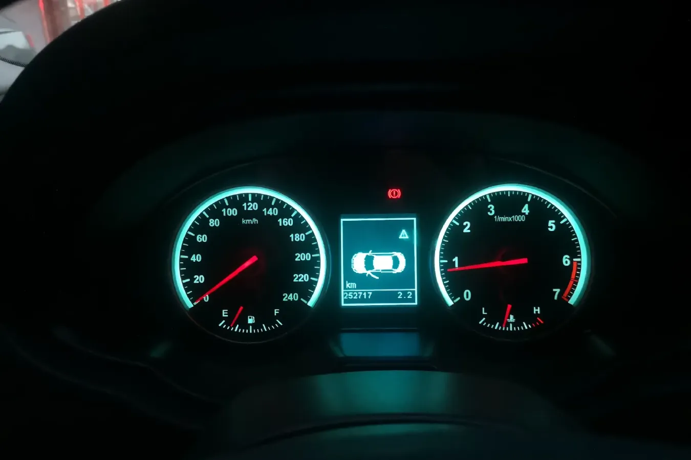 2012 Brilliance Auto V5 1.6L 118HP L4 5MT,autocango,china used car exporter,china ev exporter,chinese used car exporter,chinese used ev exporter