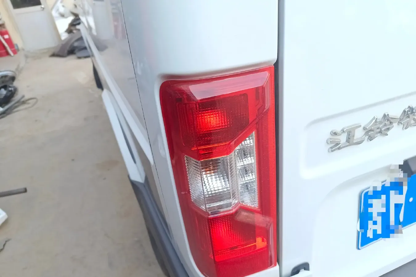 2021 JMC TeShun 2.8T 122HP L4 5MT,autocango,china used car exporter,china ev exporter,chinese used car exporter,chinese used ev exporter