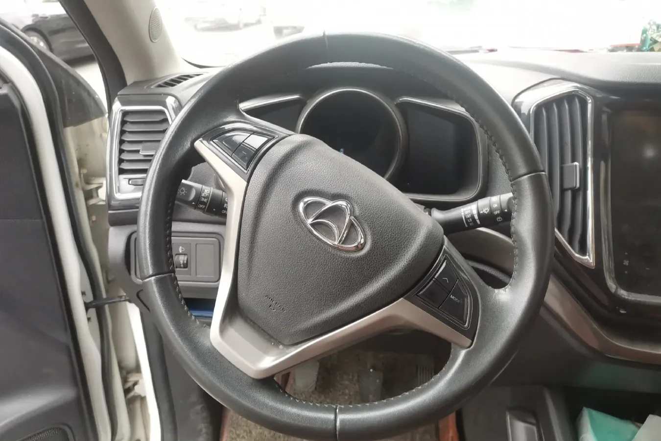 2016 ChangAn Oshan CX70 1.6L 117HP L4 5MT,autocango,china used car exporter,china ev exporter,chinese used car exporter,chinese used ev exporter