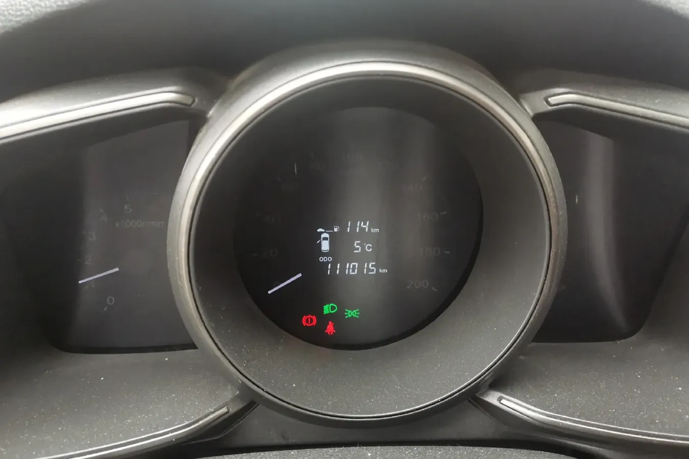 2016 ChangAn Oshan CX70 1.6L 117HP L4 5MT,autocango,china used car exporter,china ev exporter,chinese used car exporter,chinese used ev exporter