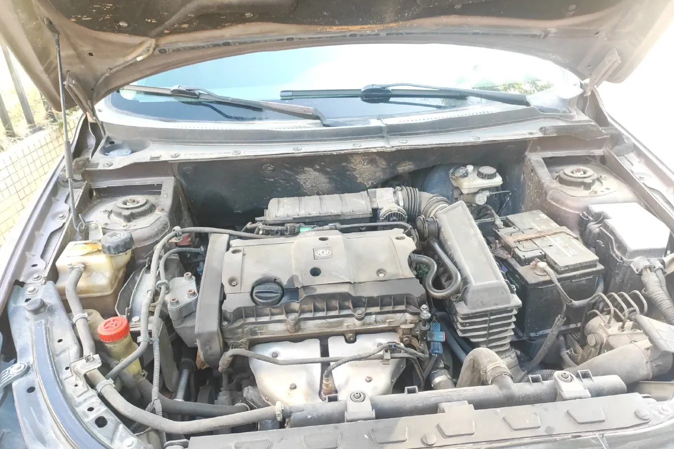 2010 DongFeng Aeolus H30 1.6L 106HP L4 4AT,autocango,china used car exporter,china ev exporter,chinese used car exporter,chinese used ev exporter