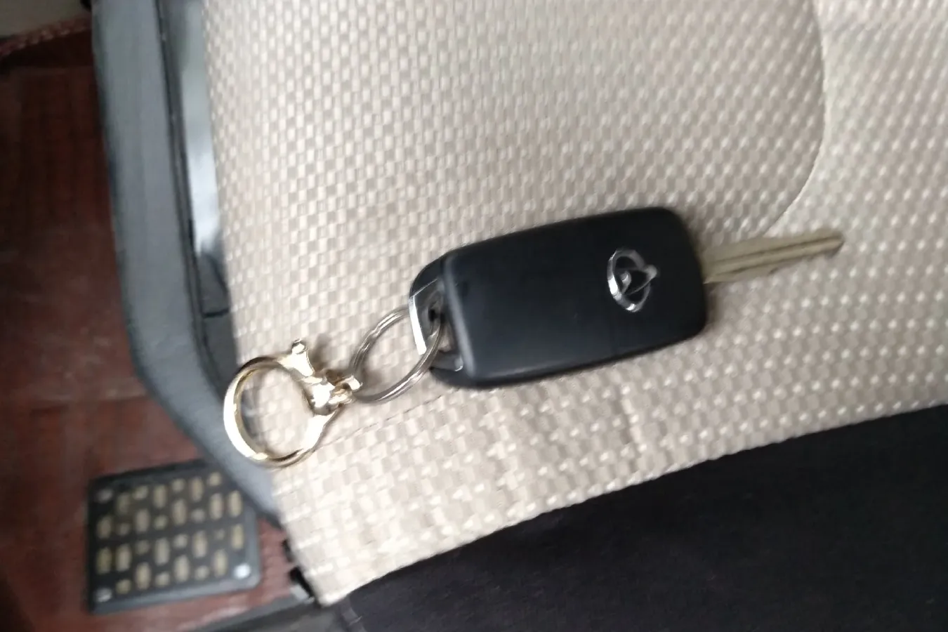 2022 ChangAn KuaYue KuaYueXing V3 1.5L 107HP L4 5MT,autocango,china used car exporter,china ev exporter,chinese used car exporter,chinese used ev exporter