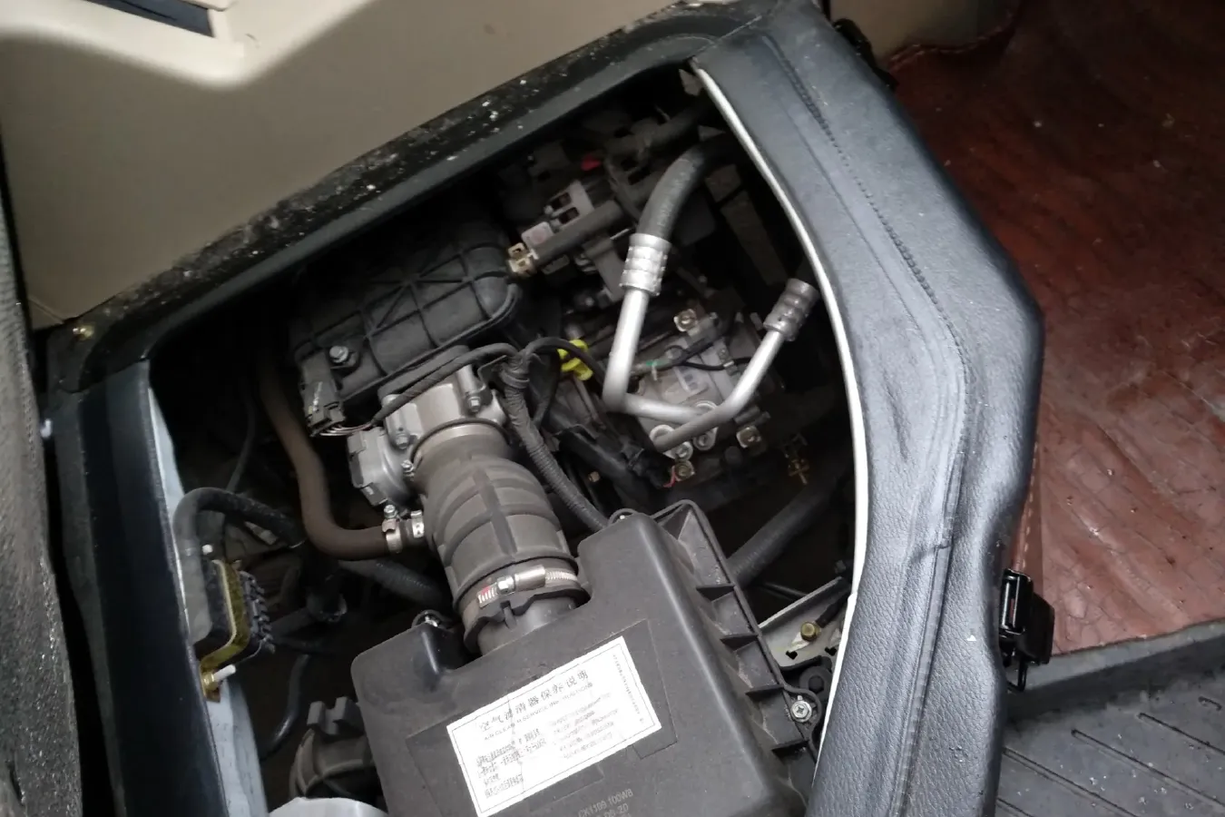 2022 ChangAn KuaYue KuaYueXing V3 1.5L 107HP L4 5MT,autocango,china used car exporter,china ev exporter,chinese used car exporter,chinese used ev exporter