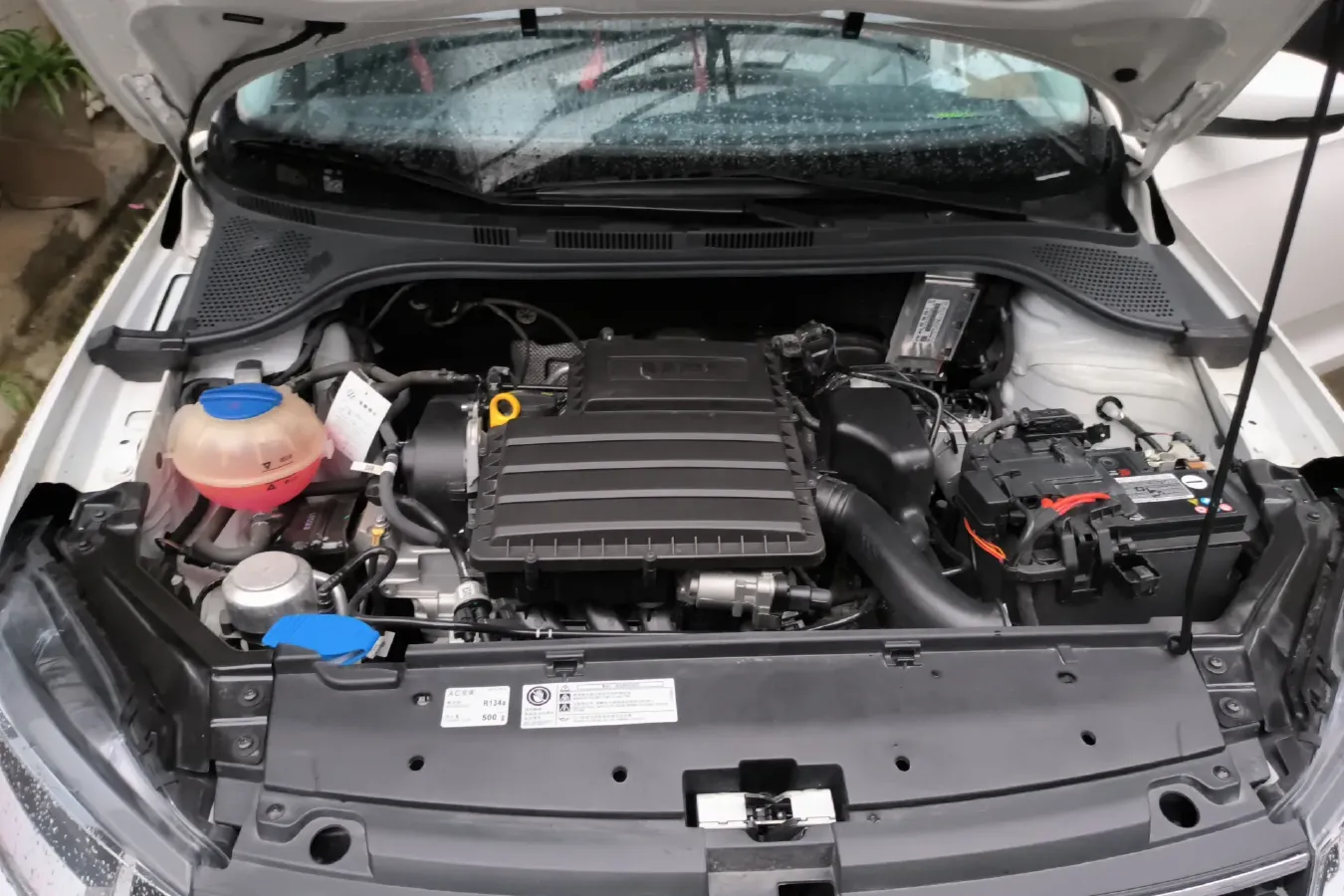 2021 Volkswagen Santana 1.5L 112HP L4 6AT,autocango,china used car exporter,china ev exporter,chinese used car exporter,chinese used ev exporter